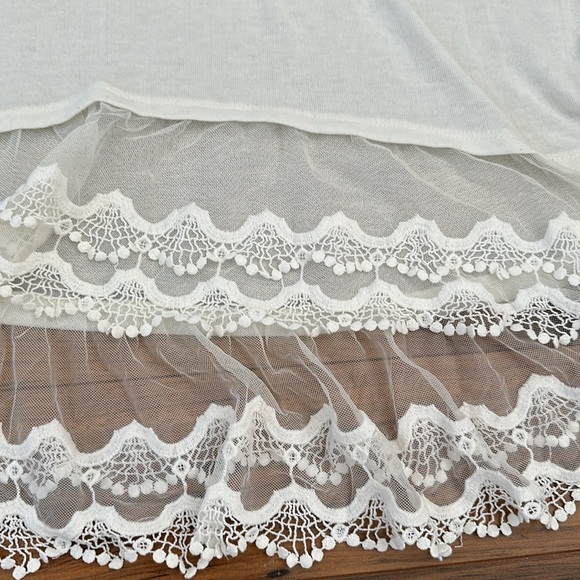 🔥Reborn, J size medium lace, BoHo, free, flowing shirt - Picture 6 of 8